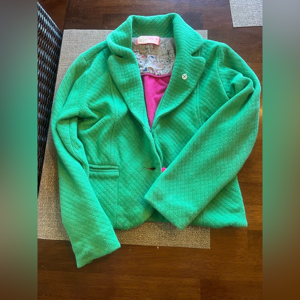 Mim-Pi‎ blazer